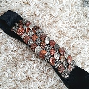 Vintage 80s/90s Nina Field multi buttons stretchy belt